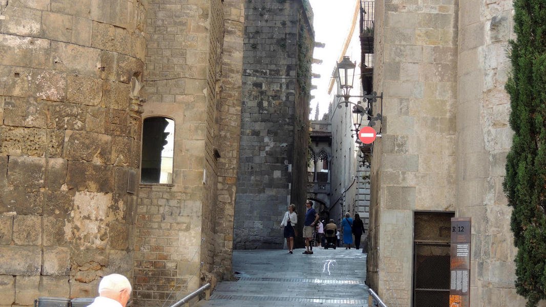 cathedraldebarcelona15.jpg