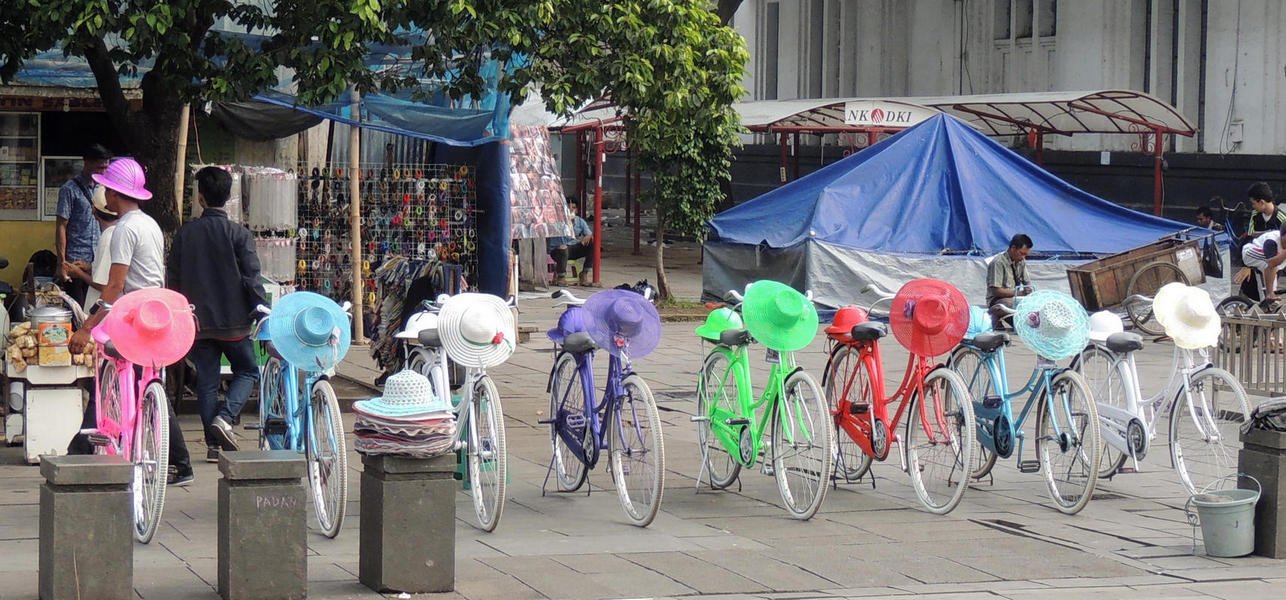 matchingbicyclesandhats.jpg