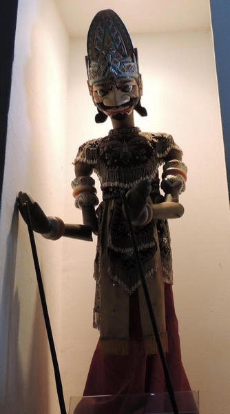 museumwayang7.jpg