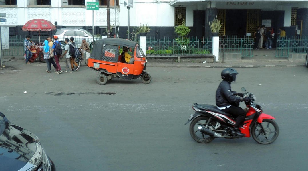 tuktuk.jpg
