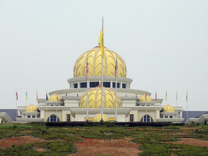 kingspalace3.jpg