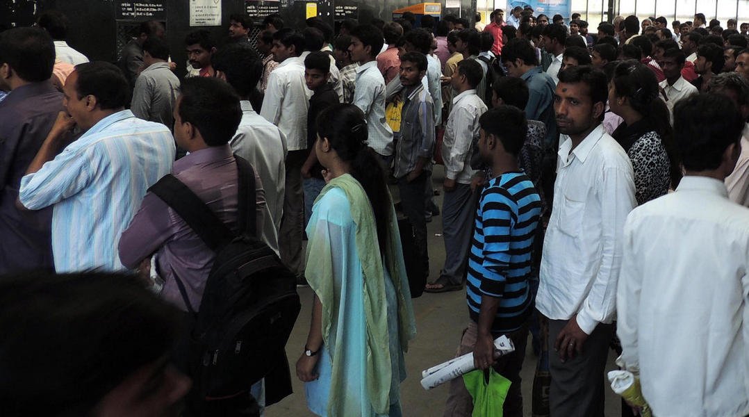 mumbai63trainride.jpg
