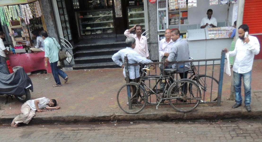 mumbai78typicalbombay.jpg