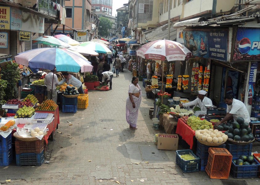 mumbai96streetmarket.jpg