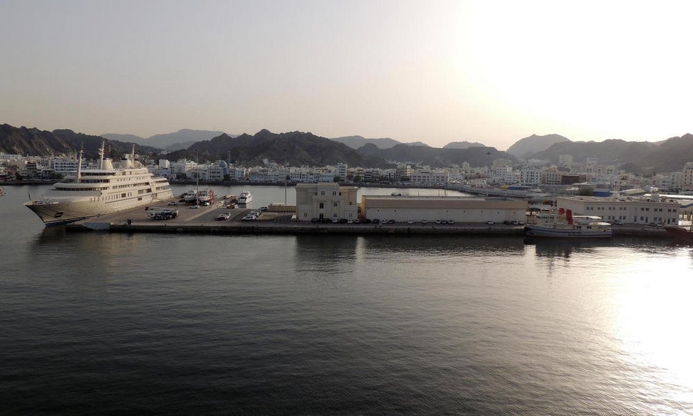 muscat50.jpg