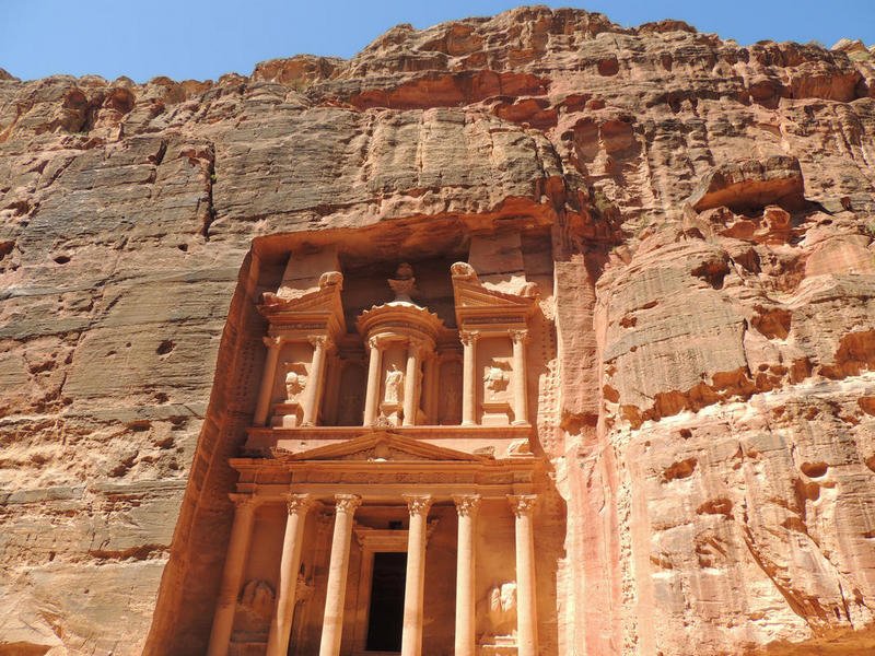 petra8c.jpg