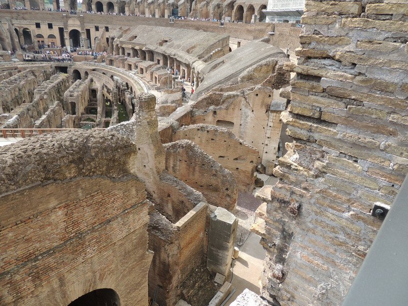 colliseum17.jpg