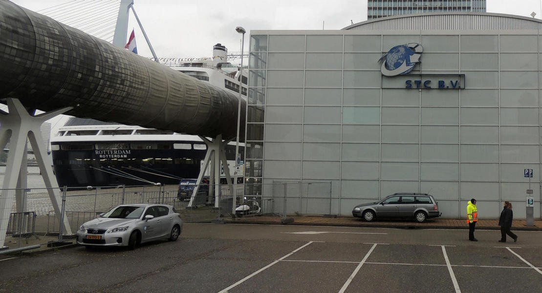 rotterdamcruiseterminal.jpg
