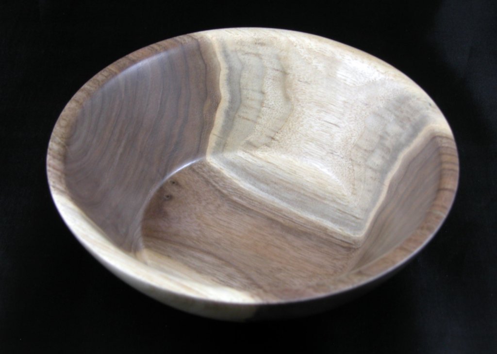blackwalnutbowl12.jpg
