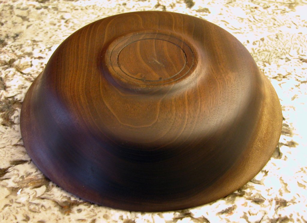 blackwalnutbowlwithwalnutoilfinish4.jpg