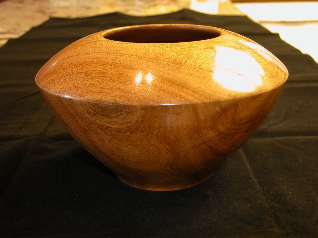 semihollowformmesquitebowl2.jpg